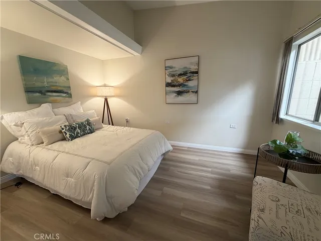 $349,000 | 1600 Northwood Road, Unit 275E, Seal Beach, CA 90740