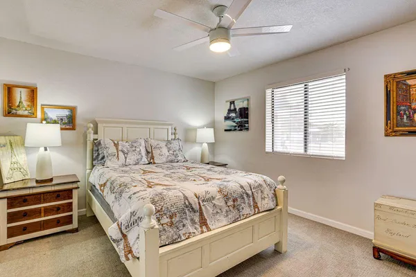 $3,000 | 1976 West Angela Drive, Phoenix, AZ 85023