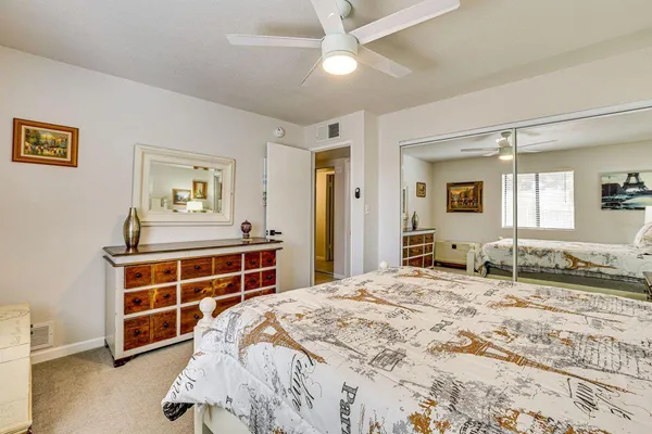 $3,000 | 1976 West Angela Drive, Phoenix, AZ 85023
