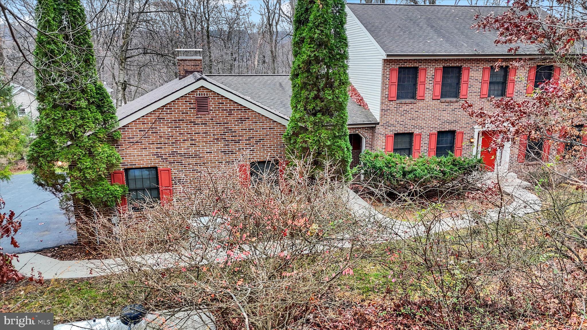 1815 Larch Circle Lebanon, PA 17042 - Photo 49 of 52 DJI_20251121023439_0097_D