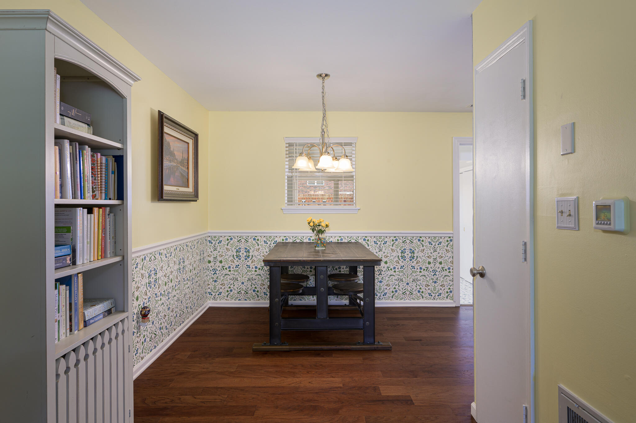 707 Center Street Mount Pleasant, SC 29464 - Photo 11 of 29 Eat In Area