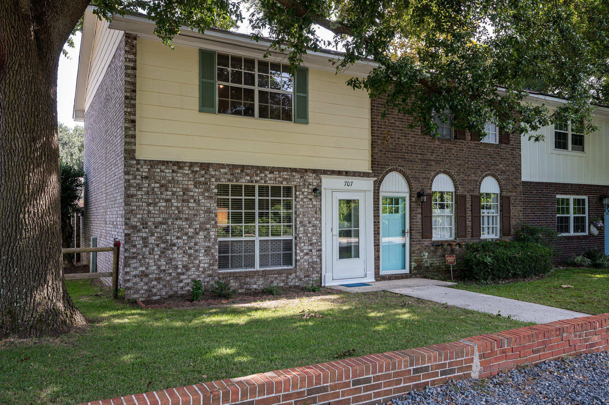 707 Center Street Mount Pleasant, SC 29464 - Photo 3 of 29 Front Exterior_