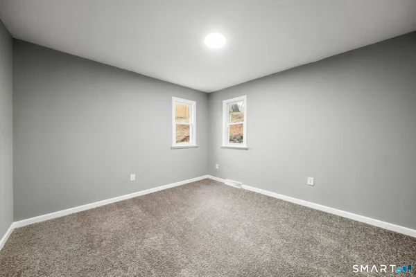 $279,900 | 99 Essex Avenue, Waterbury, CT 06704