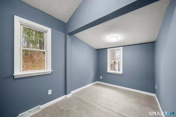 $279,900 | 99 Essex Avenue, Waterbury, CT 06704
