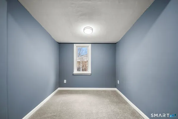 $279,900 | 99 Essex Avenue, Waterbury, CT 06704