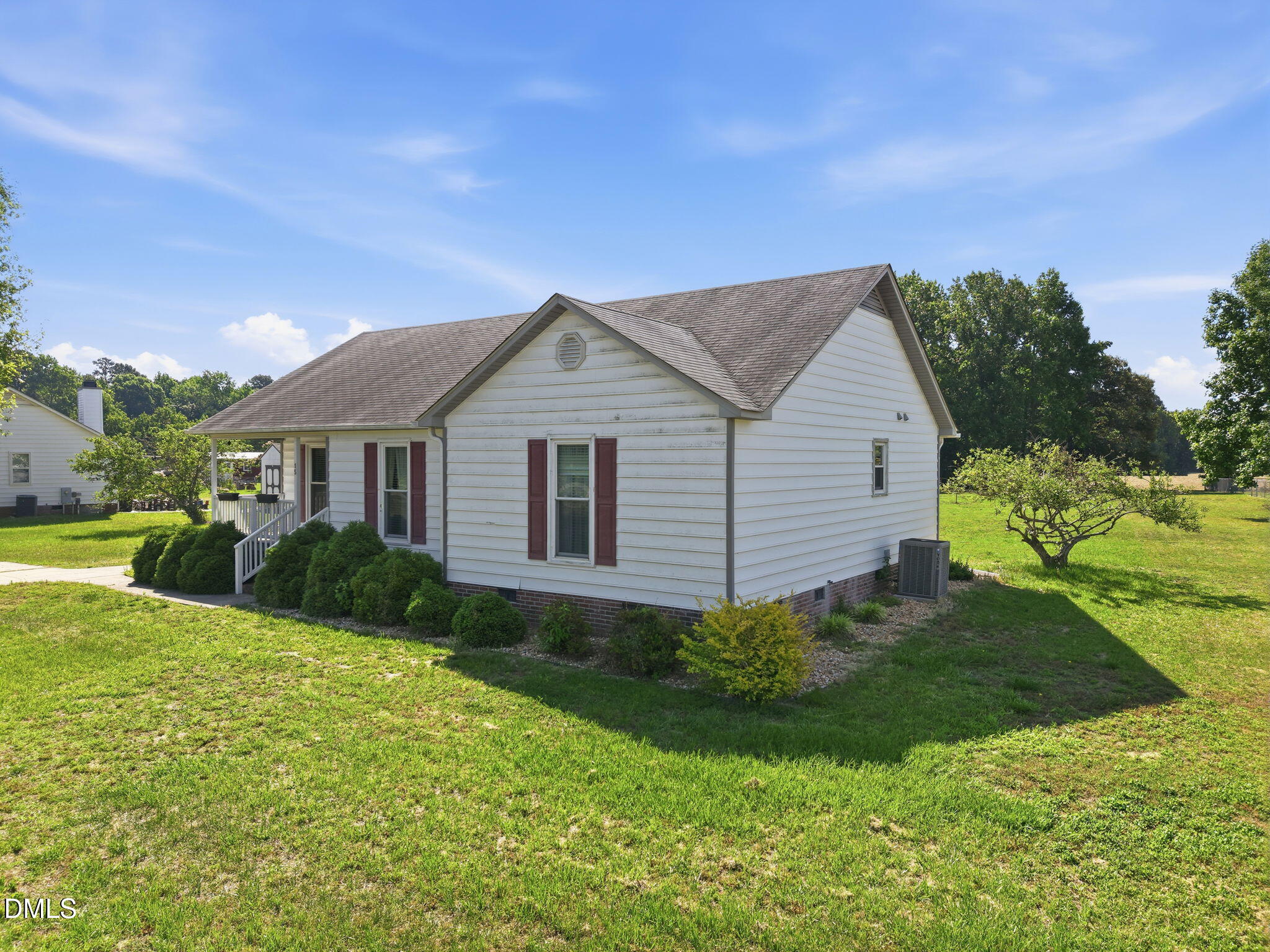 15 Loop Road Archer Lodge, NC 27527 - Photo 2 of 33