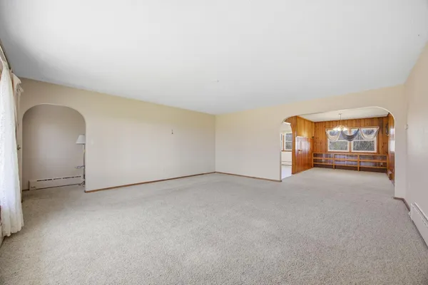 $450,000 | 5555 167th Avenue Southeast, Kindred, ND 58051