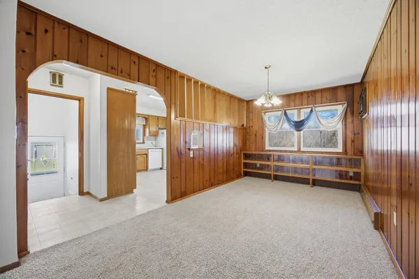 $450,000 | 5555 167th Avenue Southeast, Kindred, ND 58051