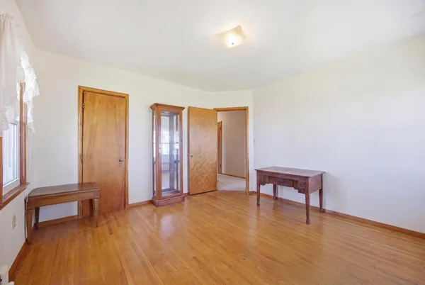 $450,000 | 5555 167th Avenue Southeast, Kindred, ND 58051
