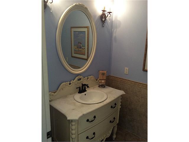 1010 Southeast Riverside Drive Stuart, FL 34996 - Photo 17 of 24