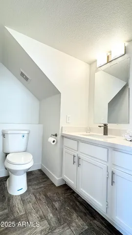 a view of parking area