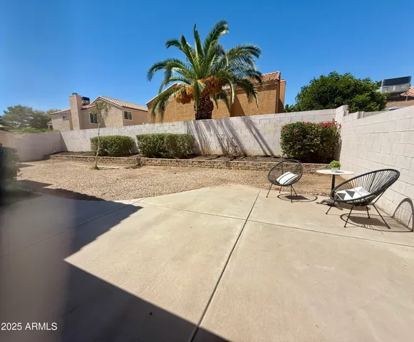 a picture of a building with a street