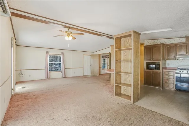 $400,000 | 955 West Lakeshore Drive, Colchester, VT 05446