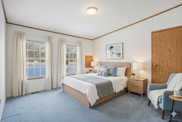 $400,000 | 955 West Lakeshore Drive, Colchester, VT 05446