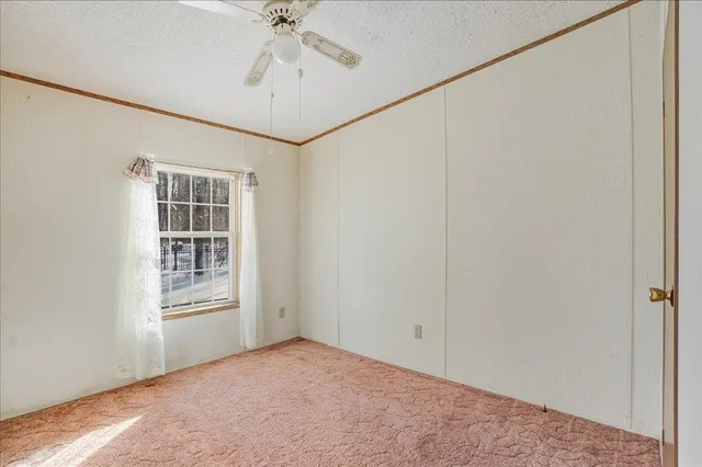 $400,000 | 955 West Lakeshore Drive, Colchester, VT 05446