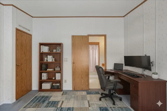 $400,000 | 955 West Lakeshore Drive, Colchester, VT 05446