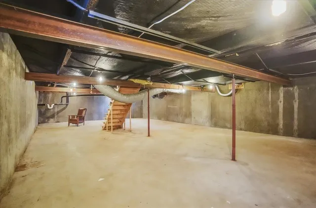 $400,000 | 955 West Lakeshore Drive, Colchester, VT 05446