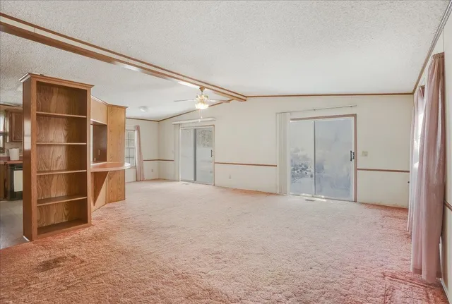 $400,000 | 955 West Lakeshore Drive, Colchester, VT 05446