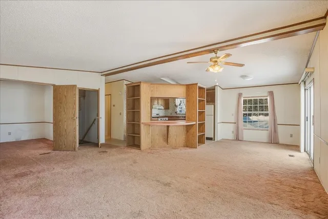 $400,000 | 955 West Lakeshore Drive, Colchester, VT 05446