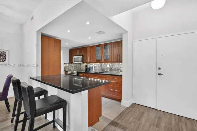 $2,695 | 9725 Northwest 52nd Street, Unit 103, Doral, FL 33178