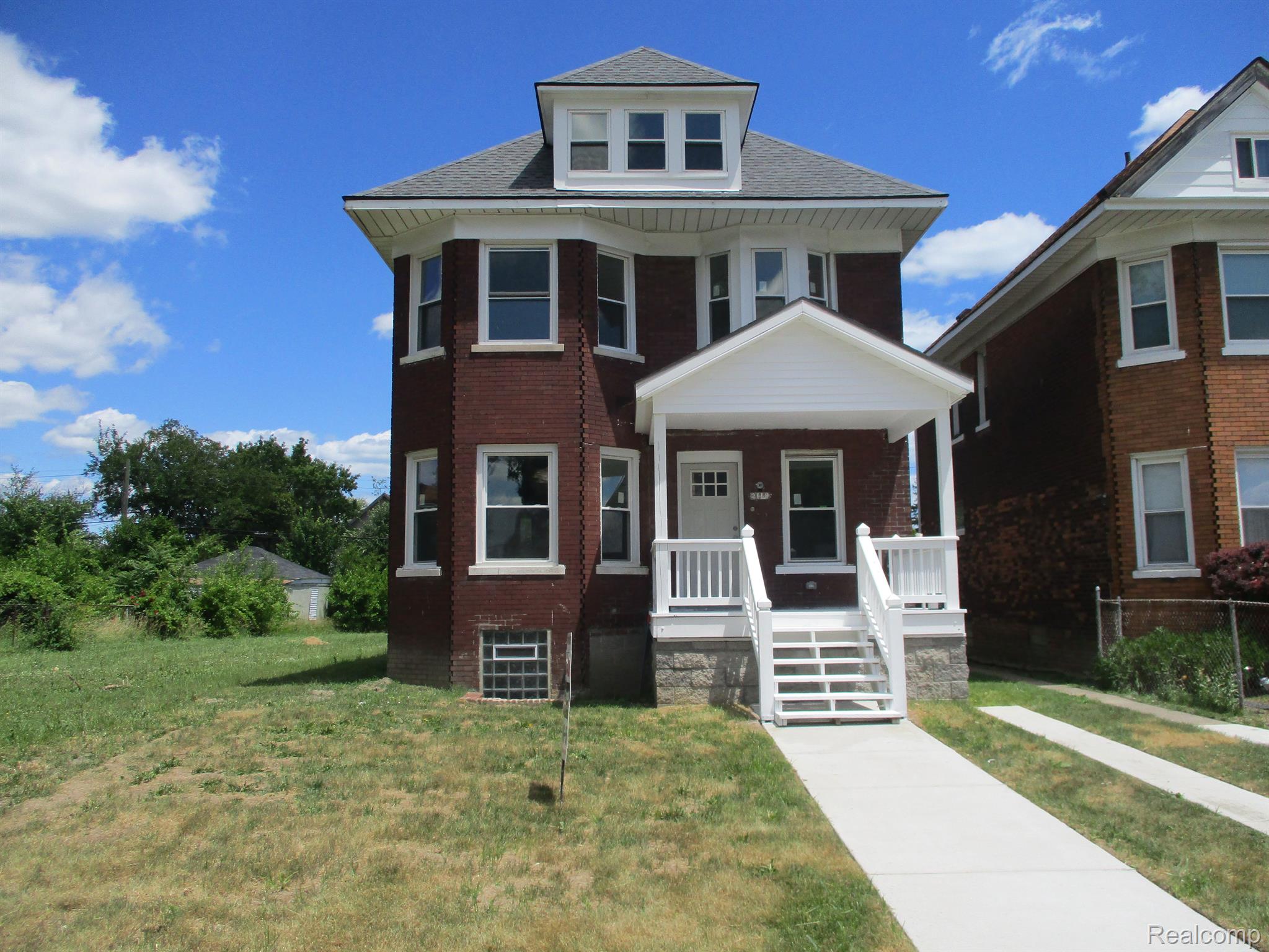 2116 Harding Street Detroit, MI 48214 - Photo 1 of 13