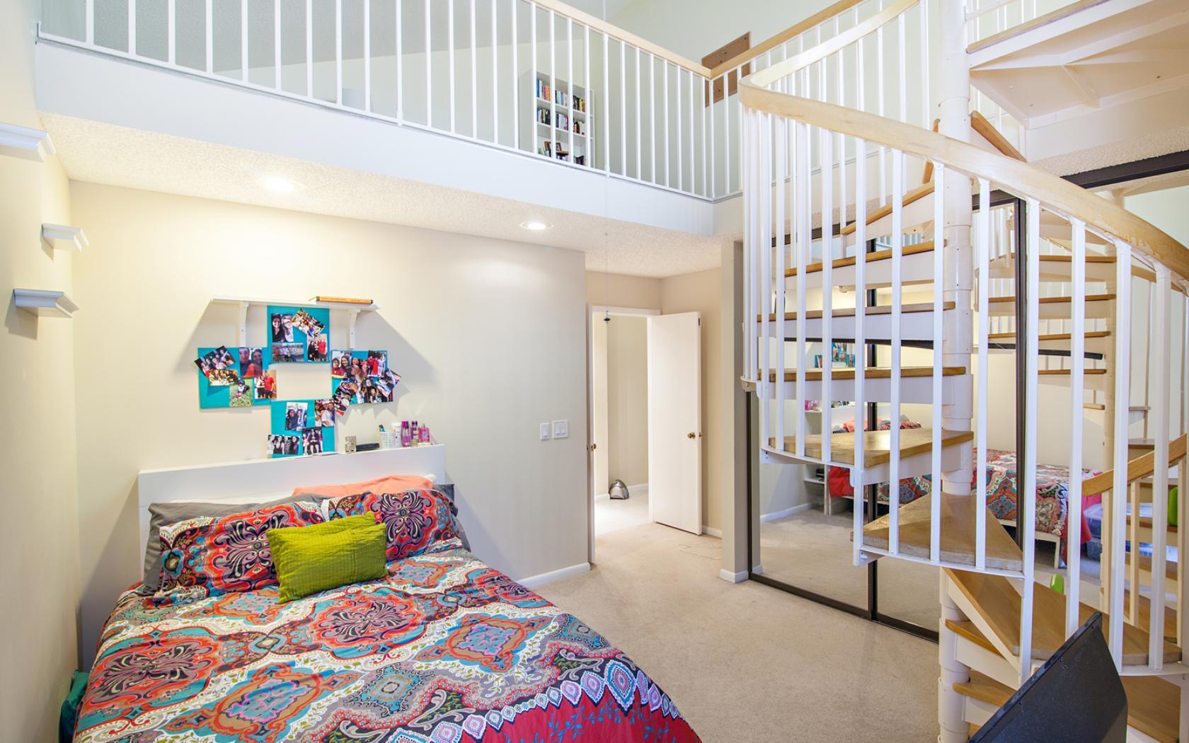 112 Inner Harbour Way Jupiter, FL 33477 - Photo 11 of 15 SPIRAL STAIRCASE