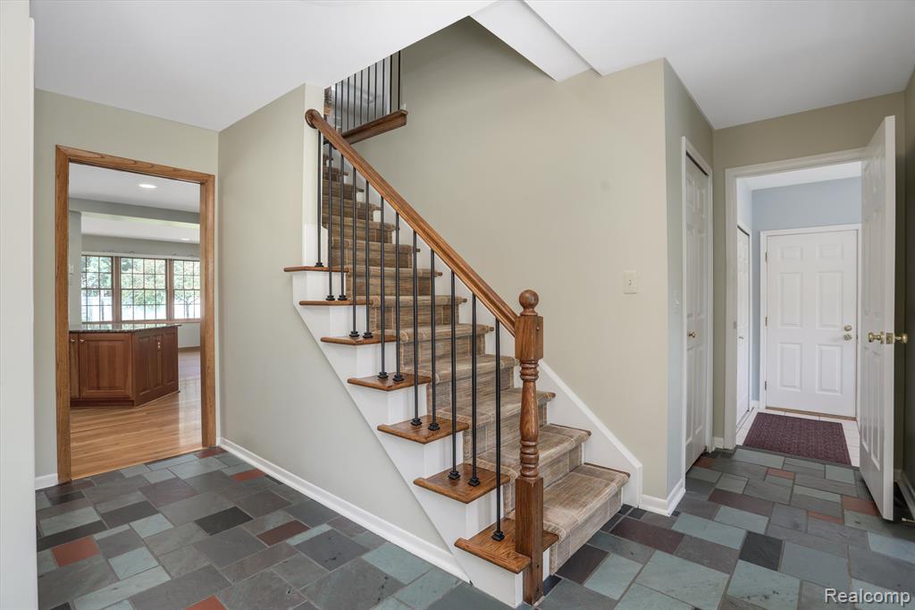 920 Spartan Court Rochester Hills, MI 48309 - Photo 16 of 41