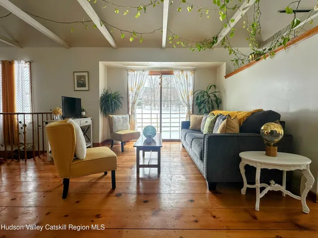 $3,800 | 240 Crest Lane, Ancramdale, NY 12503