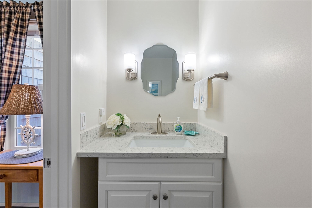 480 Main Street Dennis, MA 02638 - Photo 17 of 42