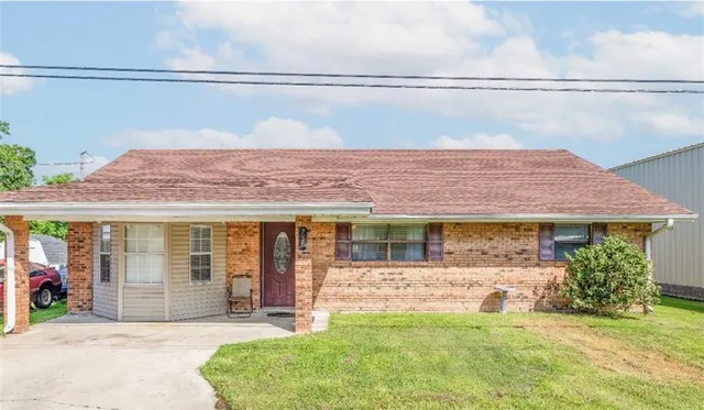 $117,000 | 756 St Philip Street, Raceland, LA 70394