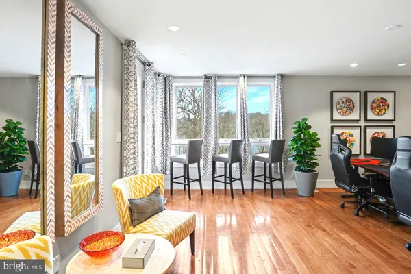 $25,000,000 | 1100 Crest Lane, McLean, VA 22101