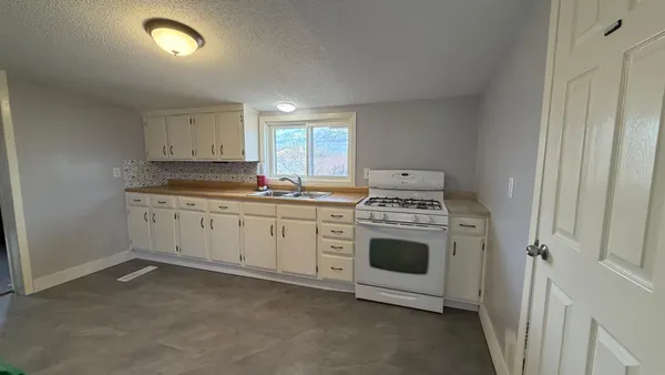 $114,900 | 71 Stone Street, Winona, MN 55987