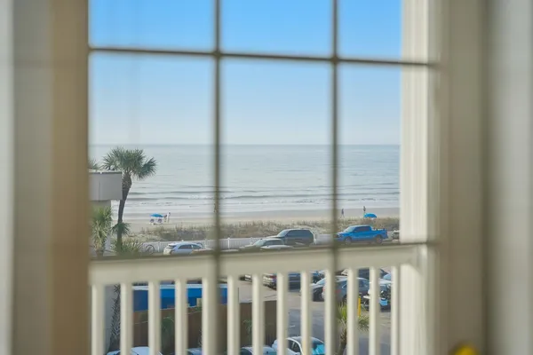 $925,000 | 106 West Arctic Avenue, Unit 3L, Folly Beach, SC 29439