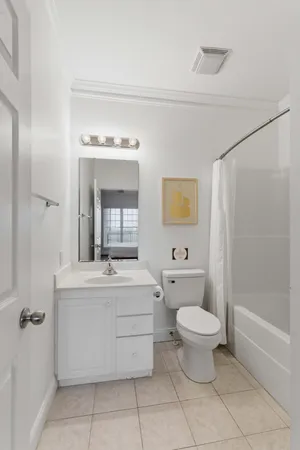 $925,000 | 106 West Arctic Avenue, Unit 3L, Folly Beach, SC 29439