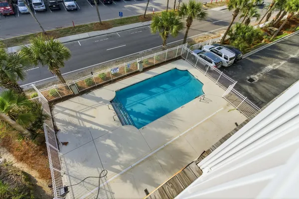 $925,000 | 106 West Arctic Avenue, Unit 3L, Folly Beach, SC 29439