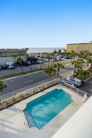 $925,000 | 106 West Arctic Avenue, Unit 3L, Folly Beach, SC 29439