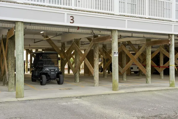 $925,000 | 106 West Arctic Avenue, Unit 3L, Folly Beach, SC 29439