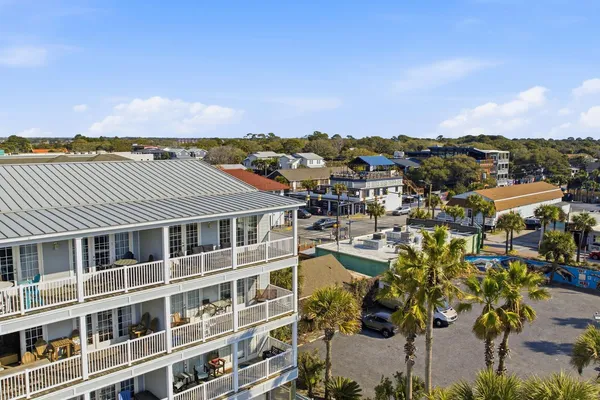 $925,000 | 106 West Arctic Avenue, Unit 3L, Folly Beach, SC 29439