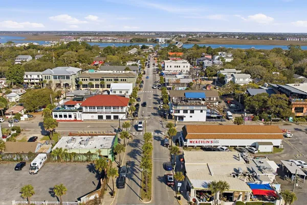 $925,000 | 106 West Arctic Avenue, Unit 3L, Folly Beach, SC 29439
