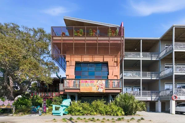 $925,000 | 106 West Arctic Avenue, Unit 3L, Folly Beach, SC 29439