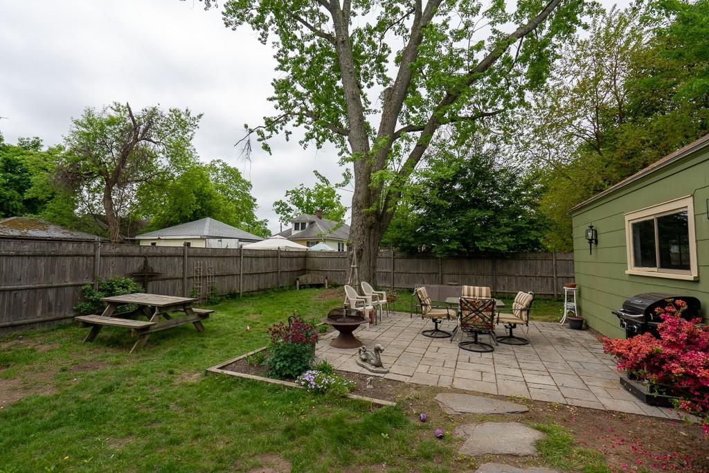 28 Lorimer Street Springfield, MA 01151 - Photo 15 of 17 Gallery Image 15