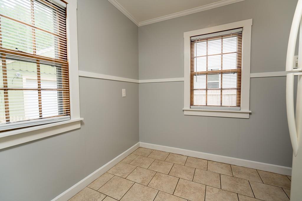 28 Lorimer Street Springfield, MA 01151 - Photo 3 of 17 Gallery Image 3