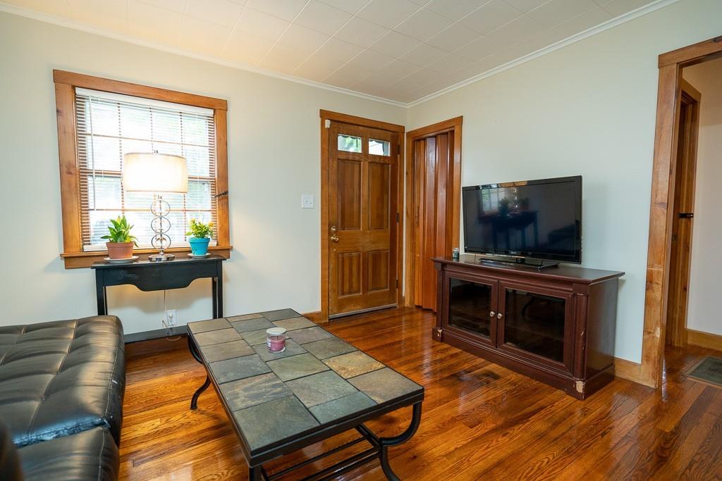 28 Lorimer Street Springfield, MA 01151 - Photo 4 of 17 Gallery Image 4