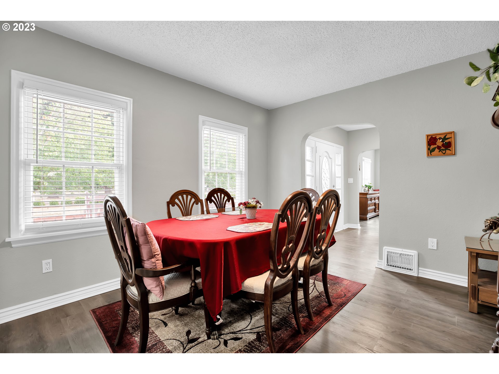 6847 Rochester Street Northeast Salem, OR 97305 - Photo 8 of 48 Gallery Image 8