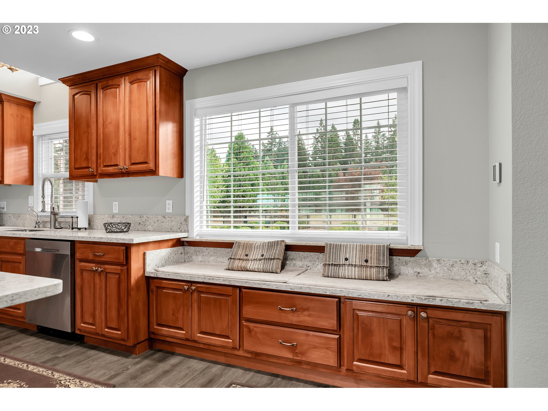 6847 Rochester Street Northeast Salem, OR 97305 - Photo 9 of 48 Gallery Image 9