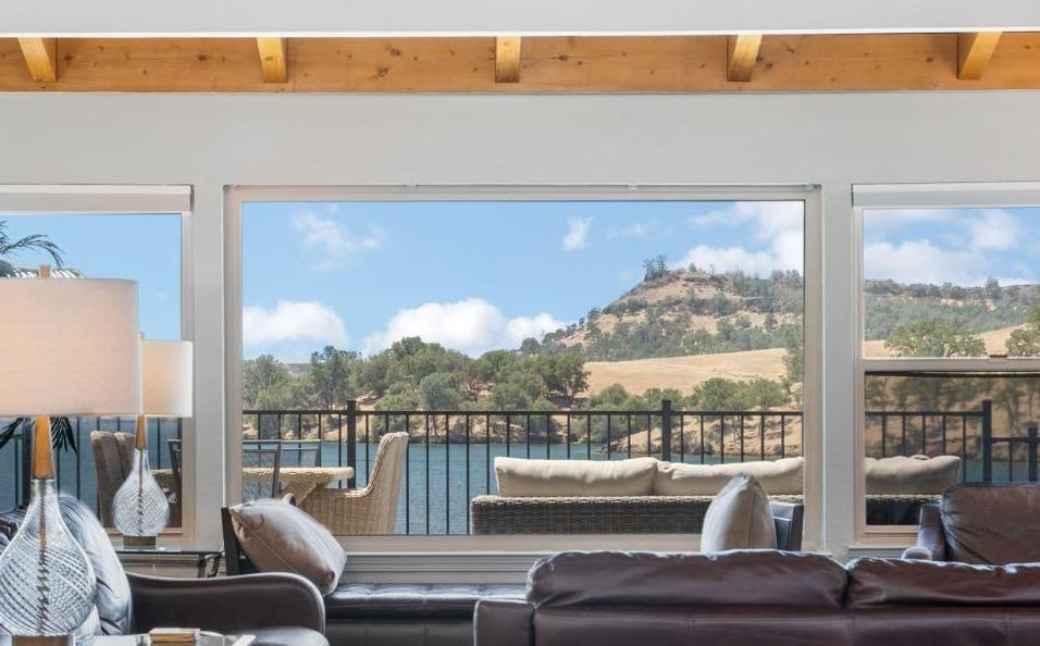 Welcome HOME! Imagine relaxing to sparkling water and endless, wide-open foothill views every day!