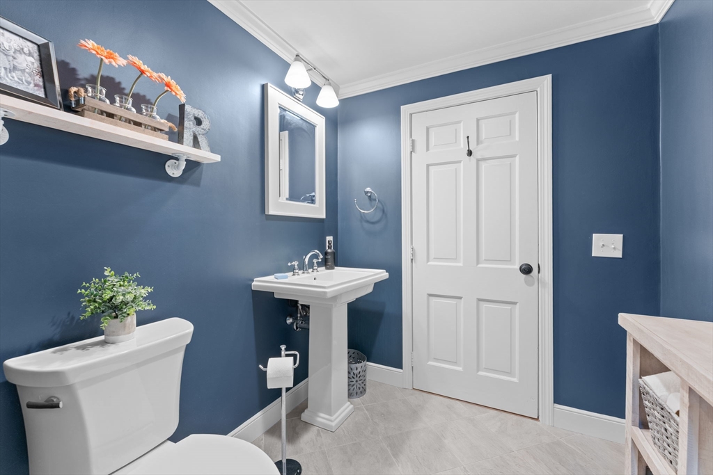 12 Olde Lantern Road Acton, MA 01720 - Photo 14 of 40