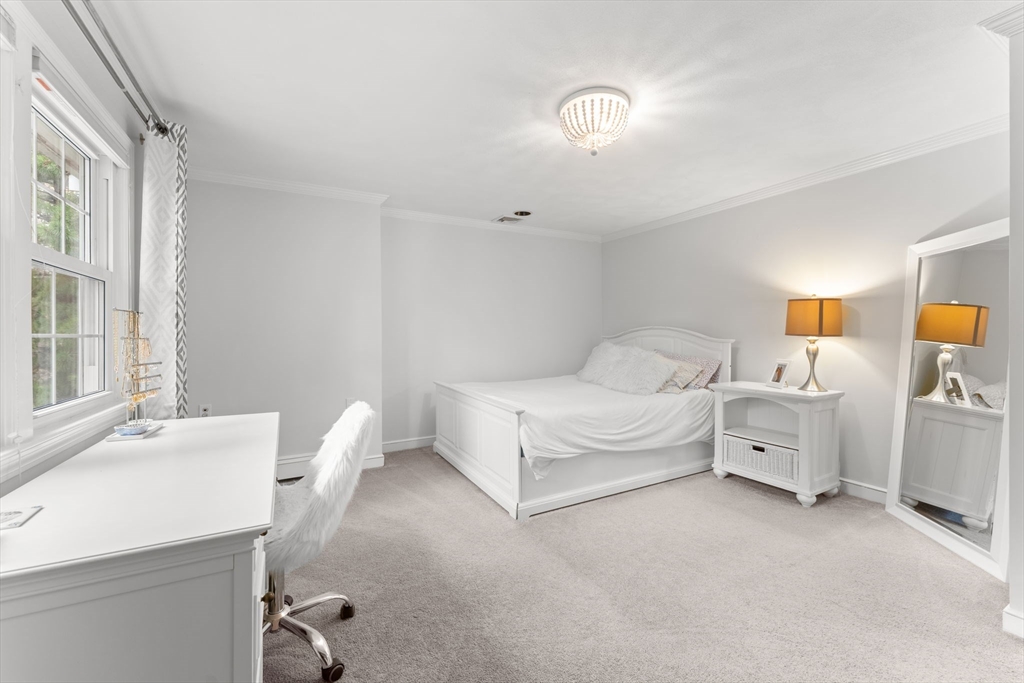 12 Olde Lantern Road Acton, MA 01720 - Photo 23 of 40