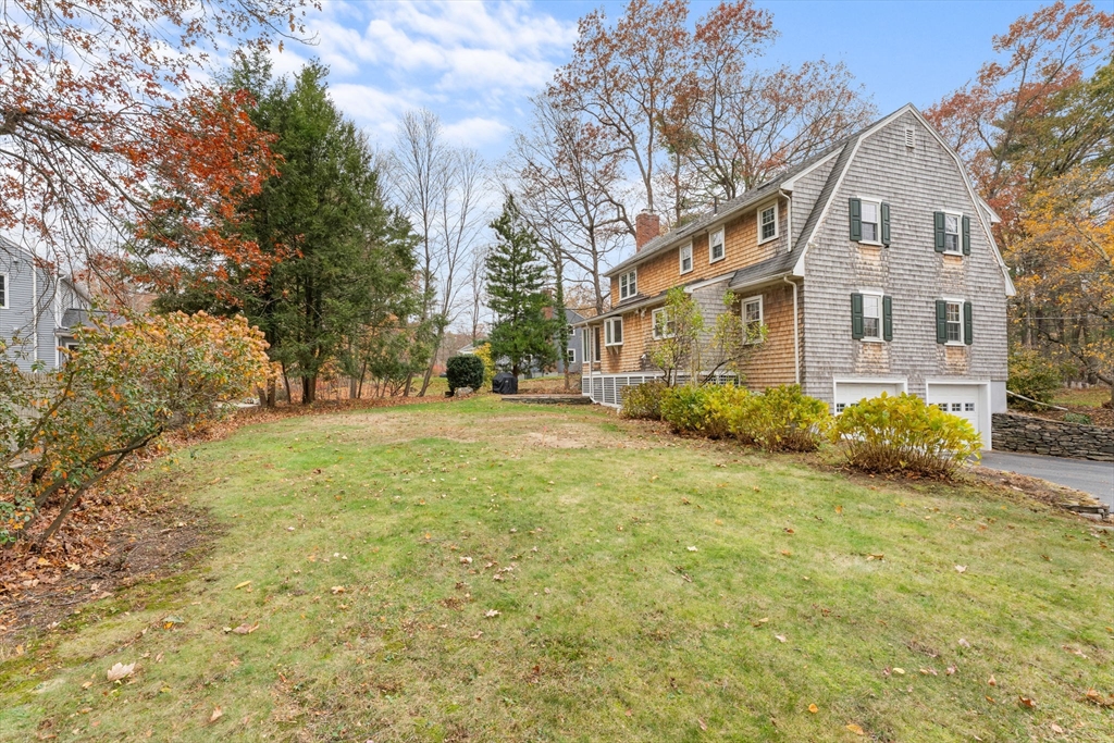 12 Olde Lantern Road Acton, MA 01720 - Photo 33 of 40