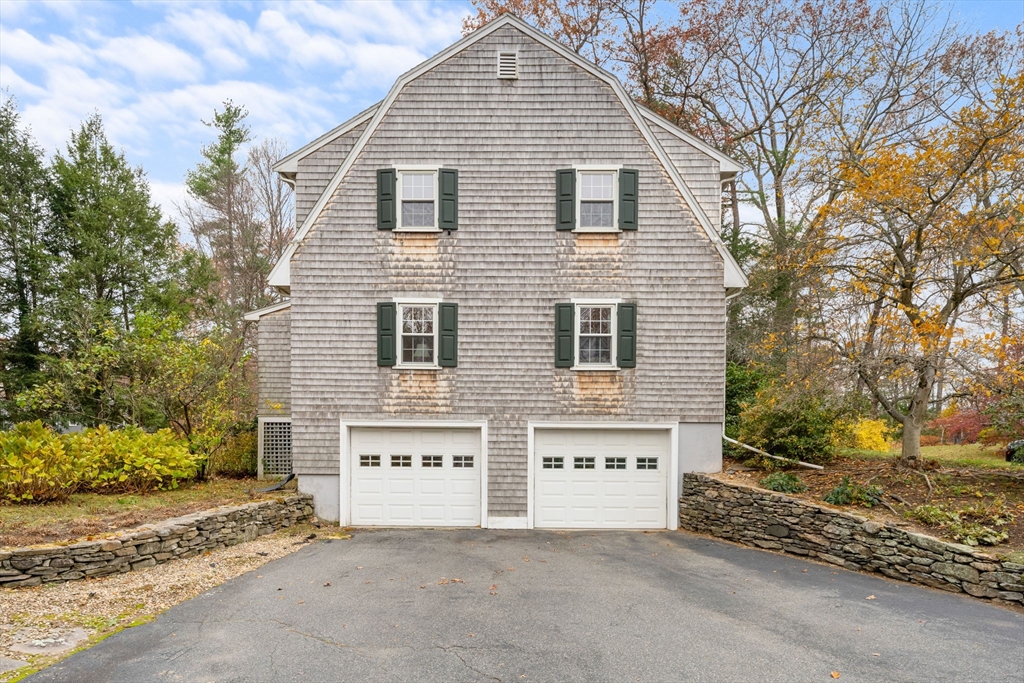 12 Olde Lantern Road Acton, MA 01720 - Photo 36 of 40